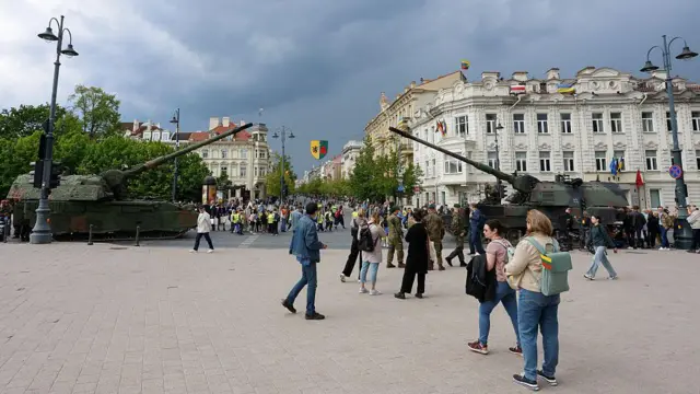  Танки в центре Вильнюса.