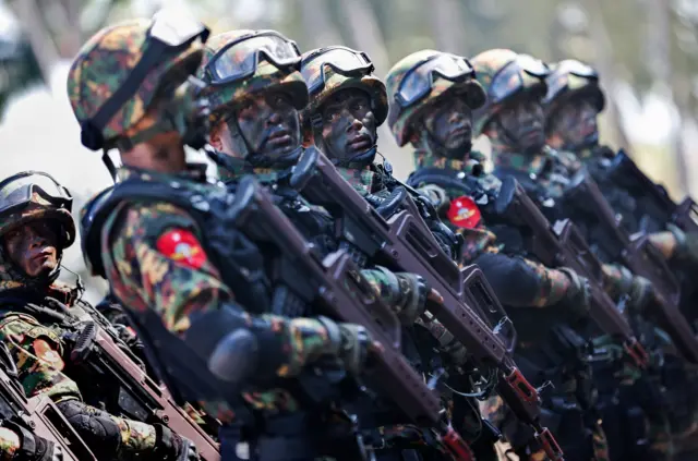 အာရှဒေသတွင်းစစ်ရေးစွမ်းရည်မှာ မြန်မာက အဆင့် ၁၈ မှာရပ်တည်နေပါတယ်။