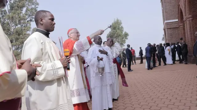 Mugera, 2025, ibirori vyo gutangaza ko isengero ya Paruwasi Mugera ibaye Bazilika ku wa 15 Myandagaro, aho intumwa ya Papa, Cardinal Parolin ari we yayihezagiye.