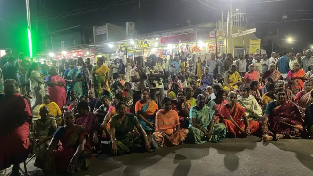 கோவை: மாட்டிறைச்சி கடை போட்ட முஸ்லிம் தம்பதியை பாஜக நிர்வாகி மிரட்டினாரா? என்ன நடந்தது?