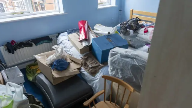 Even damaged objects become "useful" to hoarders