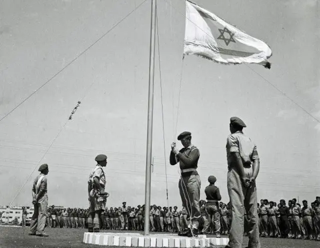 Израил мамлекети расмий түрдө 1948-жылдын 14-майында түзүлгөн