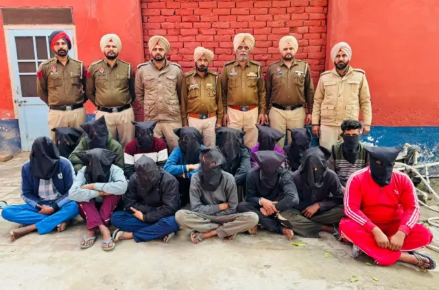 ਆਪਰੇਸ਼ਨ ਪ੍ਰਹਾਰ ਦੇ ਪਹਿਲੇ ਦਿਨ 2000 ਤੋਂ ਵੱਧ ਪੁਲਿਸ ਟੀਮਾਂ ਨੇ 60 ਗੈਂਗਸਟਰਾਂ ਦੇ ਸਾਥੀਆਂ ਨਾਲ ਜੁੜੇ ਟਿਕਾਣਿਆਂ 'ਤੇ ਛਾਪੇਮਾਰੀ ਕੀਤੀ