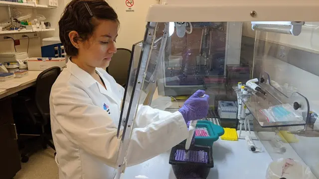 Ana Silvia González-Reiche.