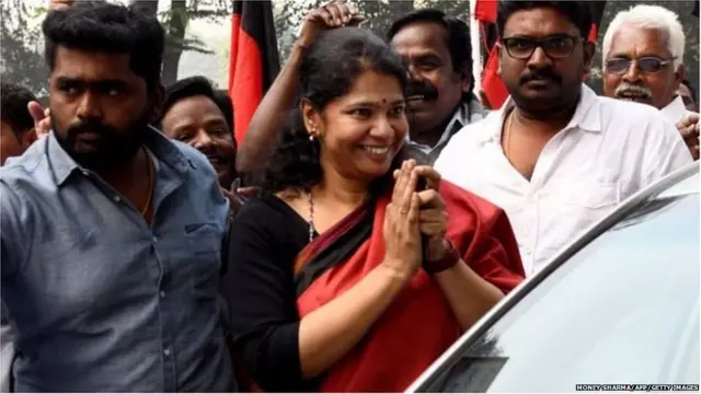 द्रविड़ मुन्नेत्र कड़गम पार्टी से राज्यसभा सांसद कनिमोझी