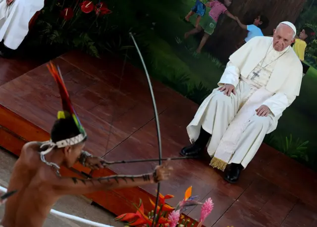 அழிவுக்குள்ளாகும் அமேசானும் அதன் மக்களும் - எச்சரிக்கும் போப் பிரான்சிஸ்