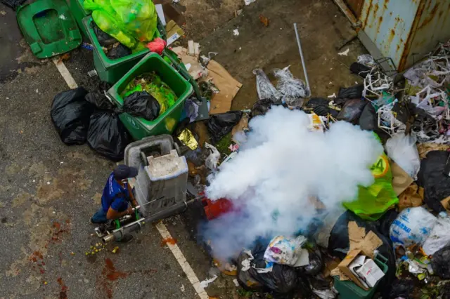 ආසන්න මාස කිහිපයක කාල සීමාව තුළදී චිකුන්ගුන්යා වෛරසය ව්‍යාප්ත වීම ඉහළ මට්ටමක පවතින බව නිරීක්ෂණය කළ හැකි ය.
ඩෙංගු රෝගීන් වතා වීම ද ඉහළ මට්ටමක පවතින අතර, ඊට සමාන්තරව මෙම වෛරසය ද ව්‍යාප්ත වෙමින් තිබේ.
