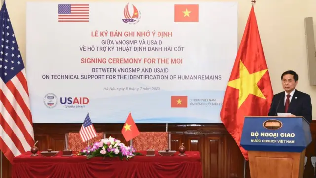 Đại diện Việt Nam, Thứ trưởng Thường trực Bộ Ngoại giao Bùi Thanh Sơn tại buổi lễ