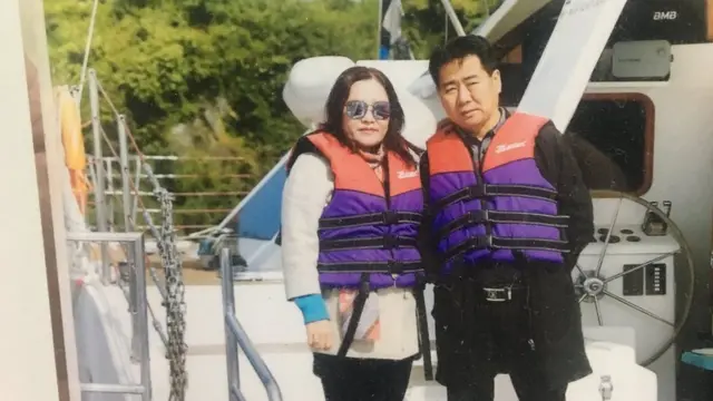 భార్యతో కిమ్