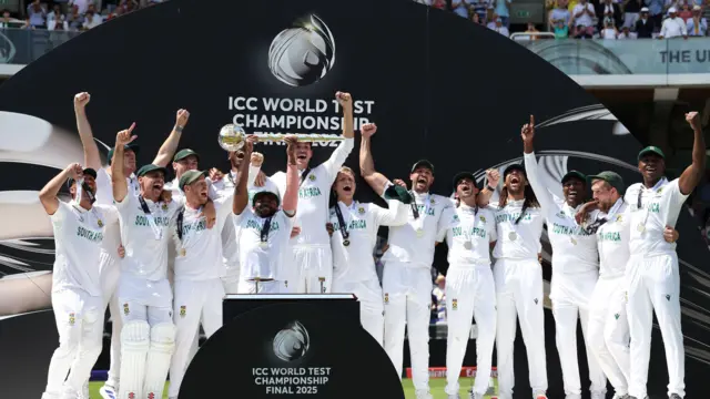 वर्ल्ड टेस्ट चैंपियनशिप जीतने के बाद दक्षिण अफ़्रीकी टीम