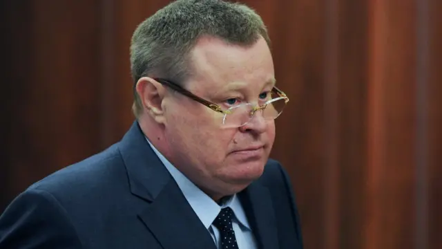 Владимир Устинов