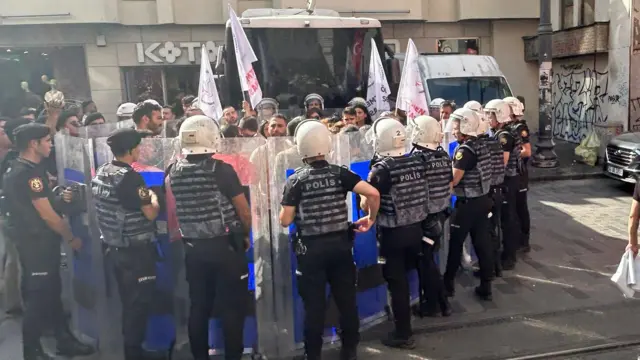 Özel okul öğretmenleri eylemi