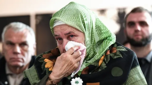 Плачущая женщина