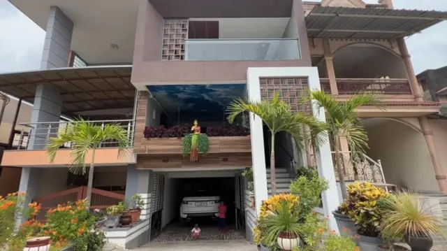 భవనాలు 
