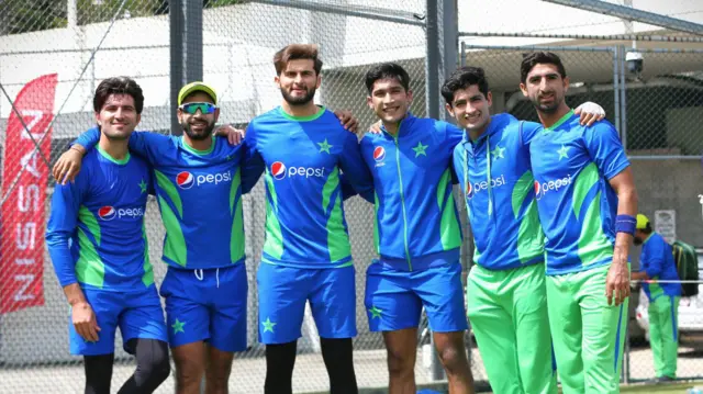 پاکستانی فاسٹ بولر