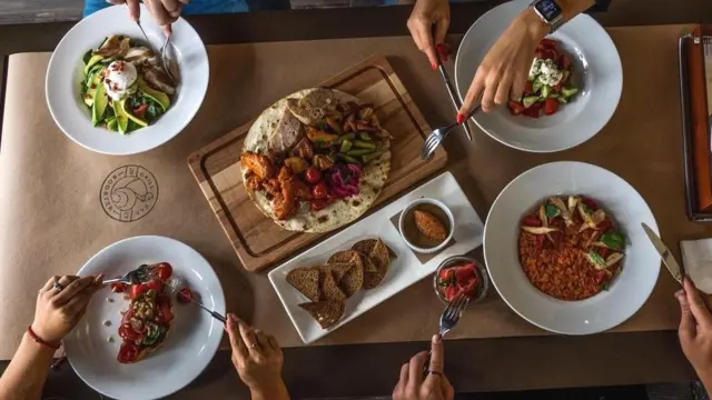 जब डेनमार्क में मुस्लिम बच्चों को सुअर का गोश्त खाने को कहा गया