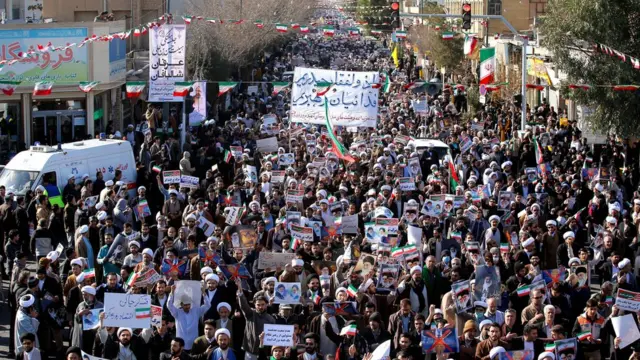 بط وزير الخزانة ستيفن منوشن الأمر مع الاحتجاجات الأخيرة التي اشعلتها الظروف الاقتصادية في إيران