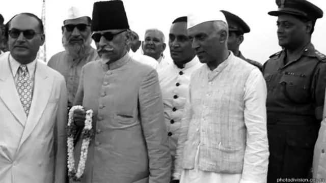 मौलाना अबुल कलाम आज़ाद और पंडित जवाहर लाल नेहरू