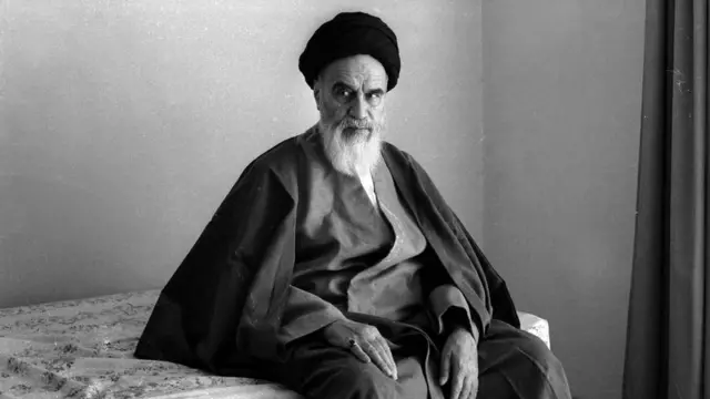 آیت الله خمینی خواستار اعدام افرادی همچون احمد کسروی بود