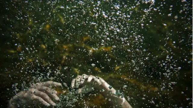 Danau Kueri Ritual pengobatan