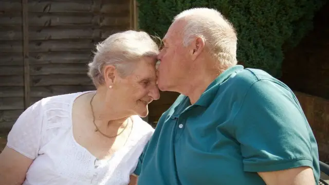 الأم والابن