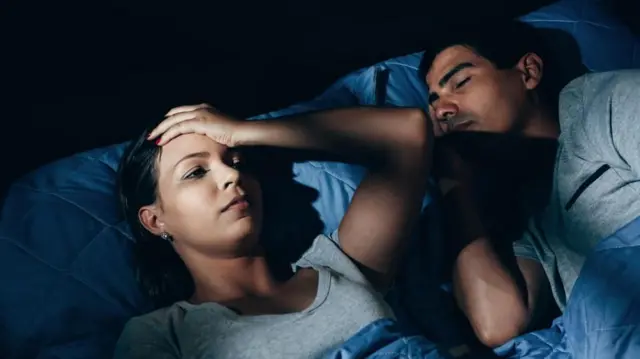 தூக்கத்தில் பேசுவது அல்லது நடப்பது ஒரு நோயா?