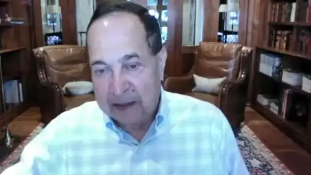 மூத்த பத்திரிகையாளரான என். ராம்