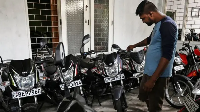 இலங்கை வாகன இறக்குமதி