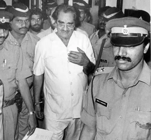 करीम लालानं 18 फेब्रुवारी 2002 ला वयाच्या 90 व्या वर्षी शेवटचा श्वास घेतला
