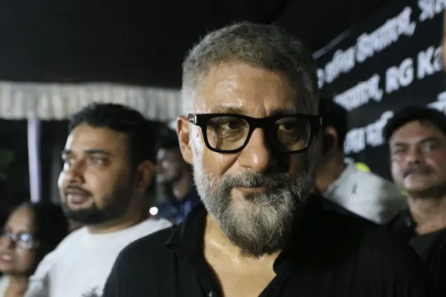 পরিচালক বিবেক অগ্নিহোত্রীর বিরুদ্ধেও এর আগে প্রোপাগান্ডা ফিল্ম বানানোর অভিযোগ উঠেছে