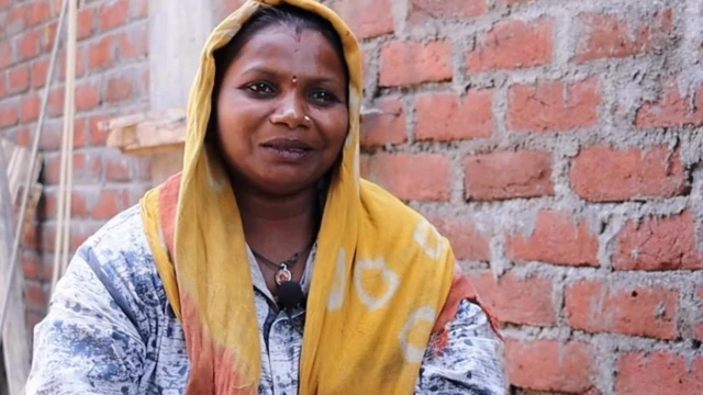 ઉનાળામાં શ્રમિકોને કેવી મુશ્કેલી વેઠવી પડ઼ે છે, સાઇટ ઉપર કેવી તકલીફ પડે, મહિલાઓ, બીબીસી ગુજરાતી 