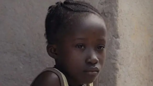 سیر الیون، سیکس ورکر