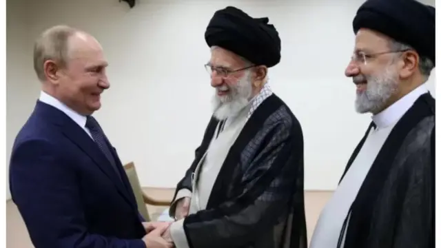 آیت‌الله علی خامنه‌ای در دیدار ولادیمیر پوتین رئیس جمهور روسیه در تهران، از حمله این کشور به اوکراین تمجید کرده