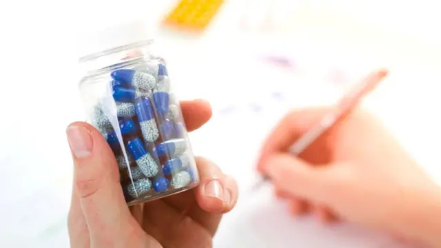 Даже если просто представить произошедшее с вами трагическое событие и написать о своих чувствах, положительный эффект будет очень ощутимым