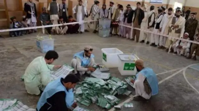 ټاکنې