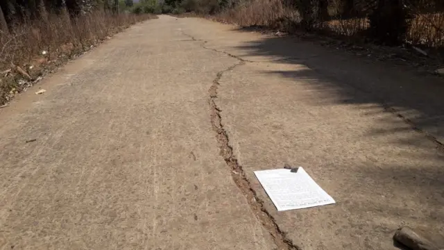 మావోయిస్టుల పేరుతో ఉన్న లేఖలు