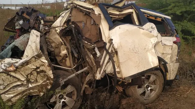 वर्ध्यात चारचाकी गाडीच्या अपघातात 7 जणांचा मृत्यू