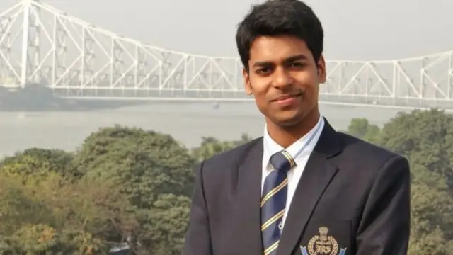 ஐஏஎஸ் தேர்வில் முதலிடம் பிடித்த அனுதீப்பின் வெற்றிக்கதை