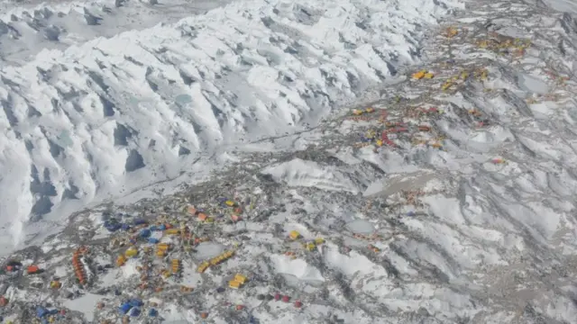 सगरमाथा आधार शिविर