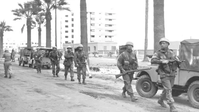 পোর্ট সঈদে ব্রিটিশ সৈন্য