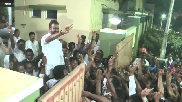 எஸ்.பி.வேலுமணி