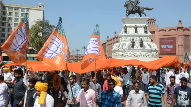 தமிழ் தேசியமா