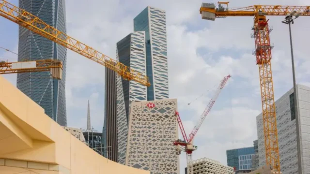 منطقهای در حال ساخت و ساز برجهای بلند