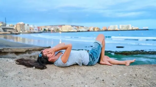 বিষণ্ণতায় আক্রান্ত ব্যক্তির মধ্যে আত্মহত্যার প্রবণতা তৈরি হয়।