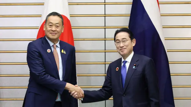 မြန်မာ့အိမ်နီးချင်း ထိုင်းဝန်ကြီးချုပ်(ဘယ်)နဲ့ ဂျပန်ဝန်ကြီးချုပ်တို့ တွေ့ဆုံချိန်မှာလည်း မြန်မာ့အရေးဆွေးနွေးထား