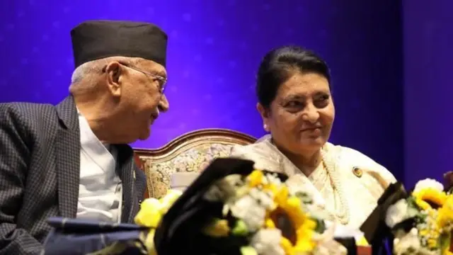 ओलीका साथ विद्या भण्डारी