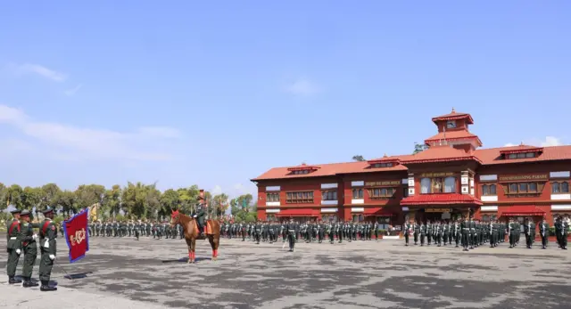 सैनिक तालिम केन्द्र खरिपाटीमा आयोजित परेड।