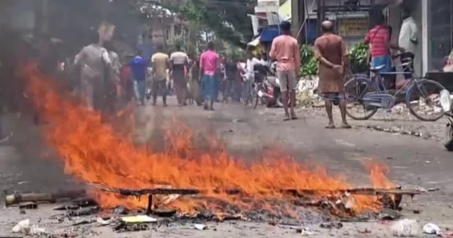 কিশোরীর দেহ উদ্ধারের পর অগ্নিগর্ভ হয়ে ওঠে বারুইপুর