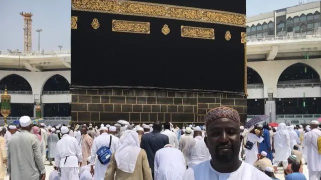 Yusuf Yakasai a Ka'aba