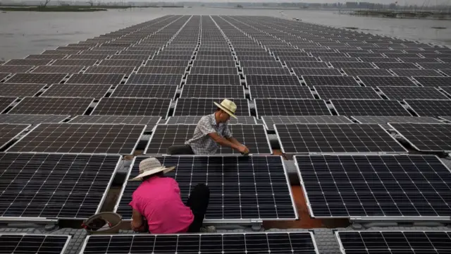 Paneles solares en China.